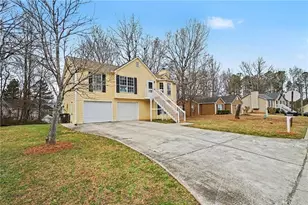 6334 Hillview Ln, Douglasville, GA 30134 - Photo 3