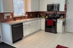 275 Rose Ivy Ct, Lawrenceville, GA 30043 - Photo 3