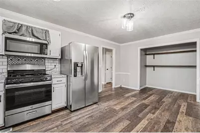 221 S Carroll Road S, Villa Rica, GA 30180 - Photo 9