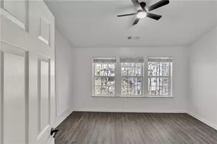 9155 Nesbit Ferry Rd, Alpharetta, GA 30022 - Photo 17