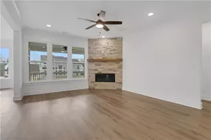 215 Coffee Ln, Hoschton, GA 30548 - Photo 9