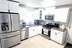 4034 Weeks Dr NW, Kennesaw, GA 30144 - Photo 3