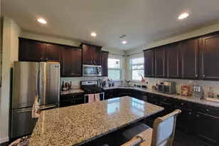 5735 Riverside Bay Dr, Sugar Hill, GA 30518 - Photo 3