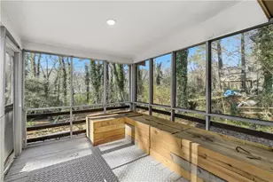 539 Rue Montaigne, Stone Mountain, GA 30083 - Photo 11