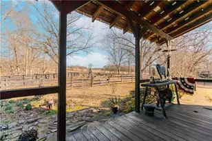 193 Wrights Mill Ln, Commerce, GA 30530 - Photo 3