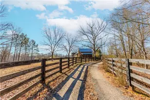 193 Wrights Mill Ln, Commerce, GA 30530 - Photo 5