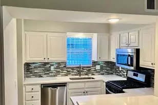 555 Picketts Bend Ct, Marietta, GA 30008 - Photo 9