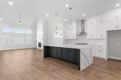 570 Sawnee Village Boulevard, Cumming, GA 30040 - Photo 5