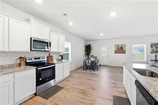 814 Robbie Ln, Monroe, GA 30655 - Photo 7