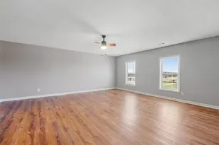 668 Pendley Rd SE, Calhoun, GA 30701 - Photo 15