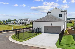 523 Godfrey Dr, Cumming, GA 30040 - Photo 37