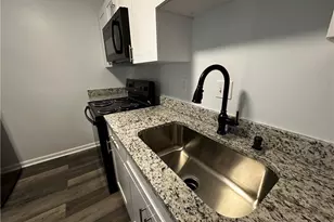 4071 Woodridge Way, Tucker, GA 30084 - Photo 7