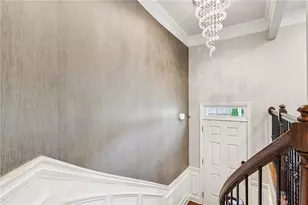 1514 Woodbridge Way NE, Atlanta, GA 30329 - Photo 9