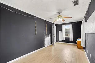 297 Park Pl, Auburn, GA 30011 - Photo 17