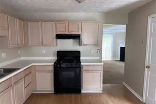 908 Vintage Pointe Dr, Lawrenceville, GA 30044 - Photo 3