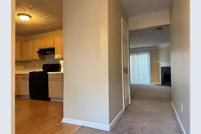 908 Vintage Pointe Drive, Lawrenceville, GA 30044 - Photo 9