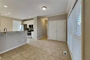 149 Crestview Dr, Dallas, GA 30157 - Photo 5