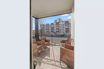 971 Laurel Court NE, Atlanta, GA 30326 - Photo 13