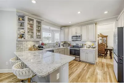 2285 Wildwood Lake Drive, Suwanee, GA 30024 - Photo 15