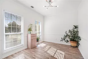 812 Pinder Point Ct, Lawrenceville, GA 30043 - Photo 7