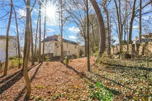 812 Pinder Point Ct, Lawrenceville, GA 30043 - Photo 35