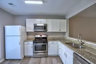 3525 Kennesaw Station Dr NW, Kennesaw, GA 30144 - Photo 5