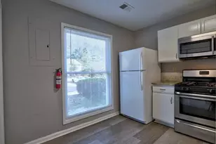 3525 Kennesaw Station Dr NW, Kennesaw, GA 30144 - Photo 9