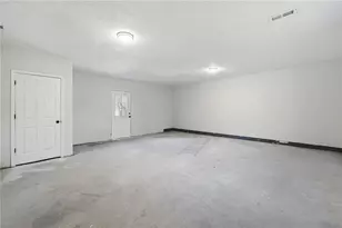 117 Home Ct, Jenkinsburg, GA 30234 - Photo 17