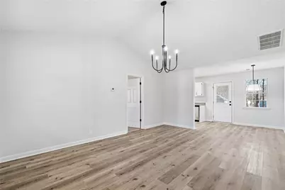 117 Home Court, Jenkinsburg, GA 30234 - Photo 9