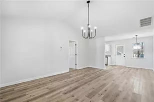 117 Home Ct, Jenkinsburg, GA 30234 - Photo 9