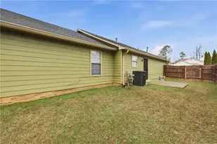 874 Rock Shoals Ct, Atlanta, GA 30349 - Photo 23