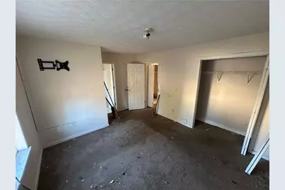 366 N Beach Court, Riverdale, GA 30274 - Photo 5