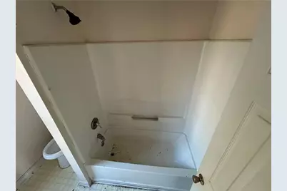 366 N Beach Court, Riverdale, GA 30274 - Photo 3