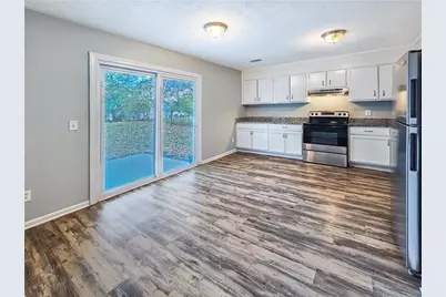 8327 Glenwoods Terrace, Riverdale, GA 30274 - Photo 15