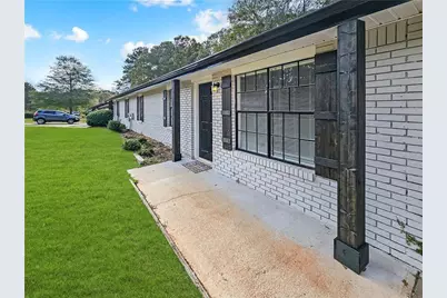 8327 Glenwoods Terrace, Riverdale, GA 30274 - Photo 5