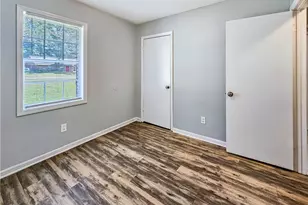 8327 Glenwoods Terrace, Riverdale, GA 30274 - Photo 31