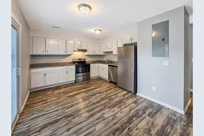 8327 Glenwoods Terrace, Riverdale, GA 30274 - Photo 11