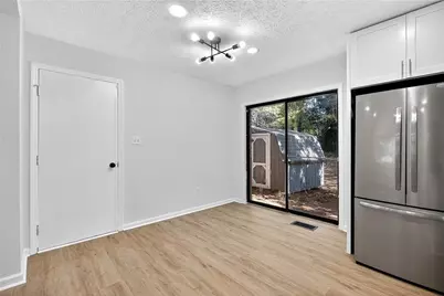 1517 Colony East Circle, Stone Mountain, GA 30083 - Photo 13