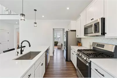 8125 Brewton Bend, Ball Ground, GA 30107 - Photo 11