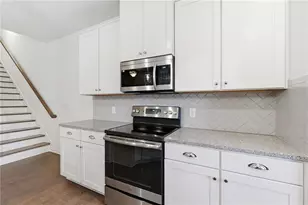 4912 Longview Walk, Decatur, GA 30035 - Photo 9