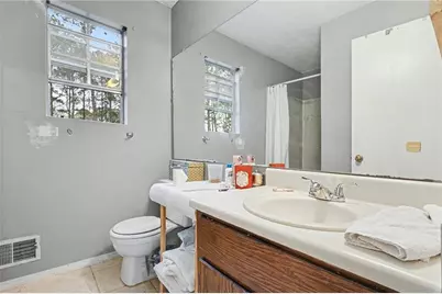 898 Trace Circle NE, Marietta, GA 30066 - Photo 9