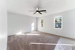 922 Fox Valley Ct, Stone Mountain, GA 30088 - Photo 15