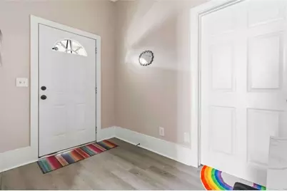 949 E Solomon Street E, Griffin, GA 30223 - Photo 5