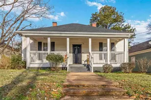 949 E Solomon Street E, Griffin, GA 30223 - Photo 1