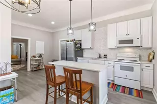 949 E Solomon Street E, Griffin, GA 30223 - Photo 9