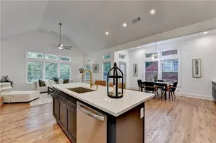 2259 Fernwood Dr, Atlanta, GA 30344 - Photo 13