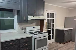 1411 Sycamore Dr NW, Kennesaw, GA 30152 - Photo 7