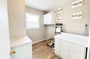 399 Wayward Wind Dr SW, Lilburn, GA 30047 - Photo 9