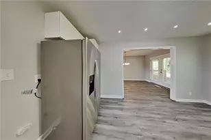 570 Charing Cross Dr, Marietta, GA 30066 - Photo 7