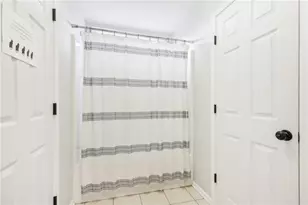 49 High Point Cir, Newnan, GA 30265 - Photo 11